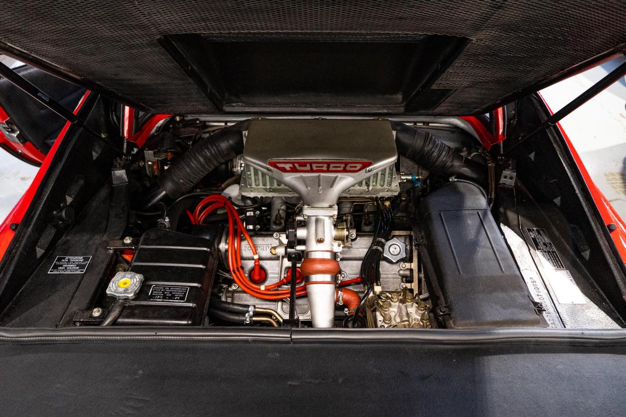 Ferrari 208 GTB Turbo Intercooler 255CV -TARGA ORO ASI