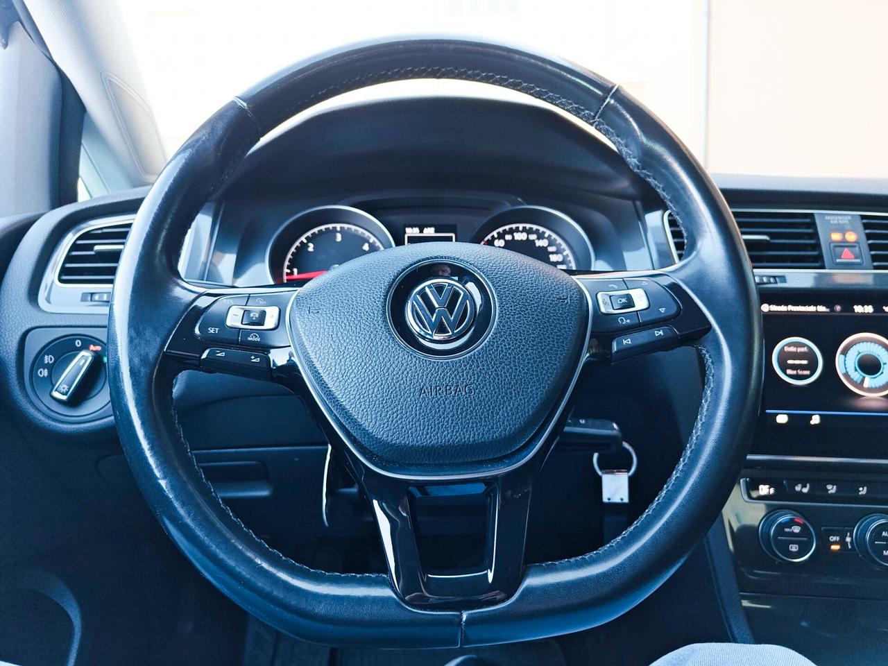 Volkswagen Golf 2.0 TDI 5p. Executive BlueMotion Technology