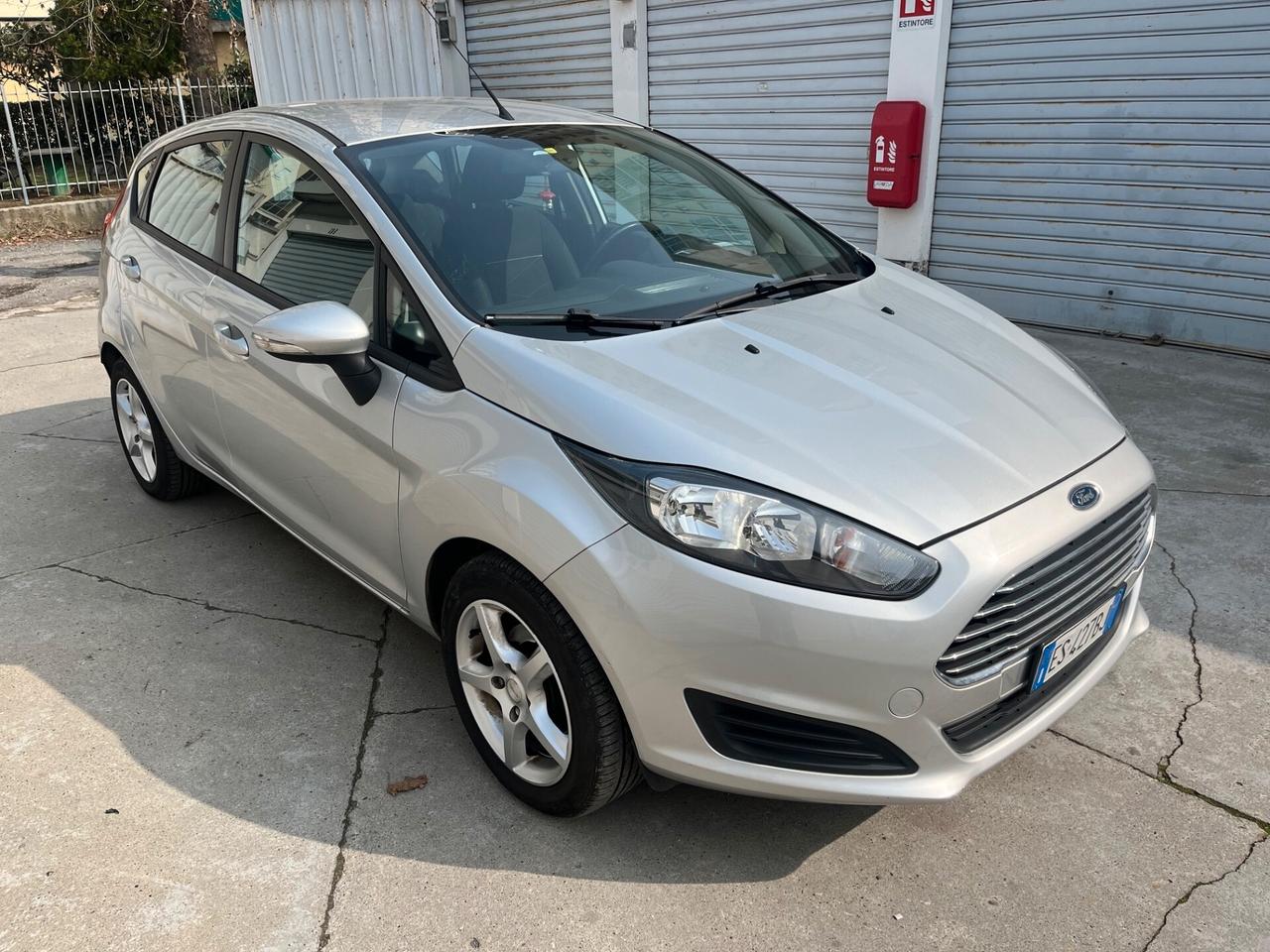 Ford Fiesta 1.5 TDCi 75CV 5 porte Titanium