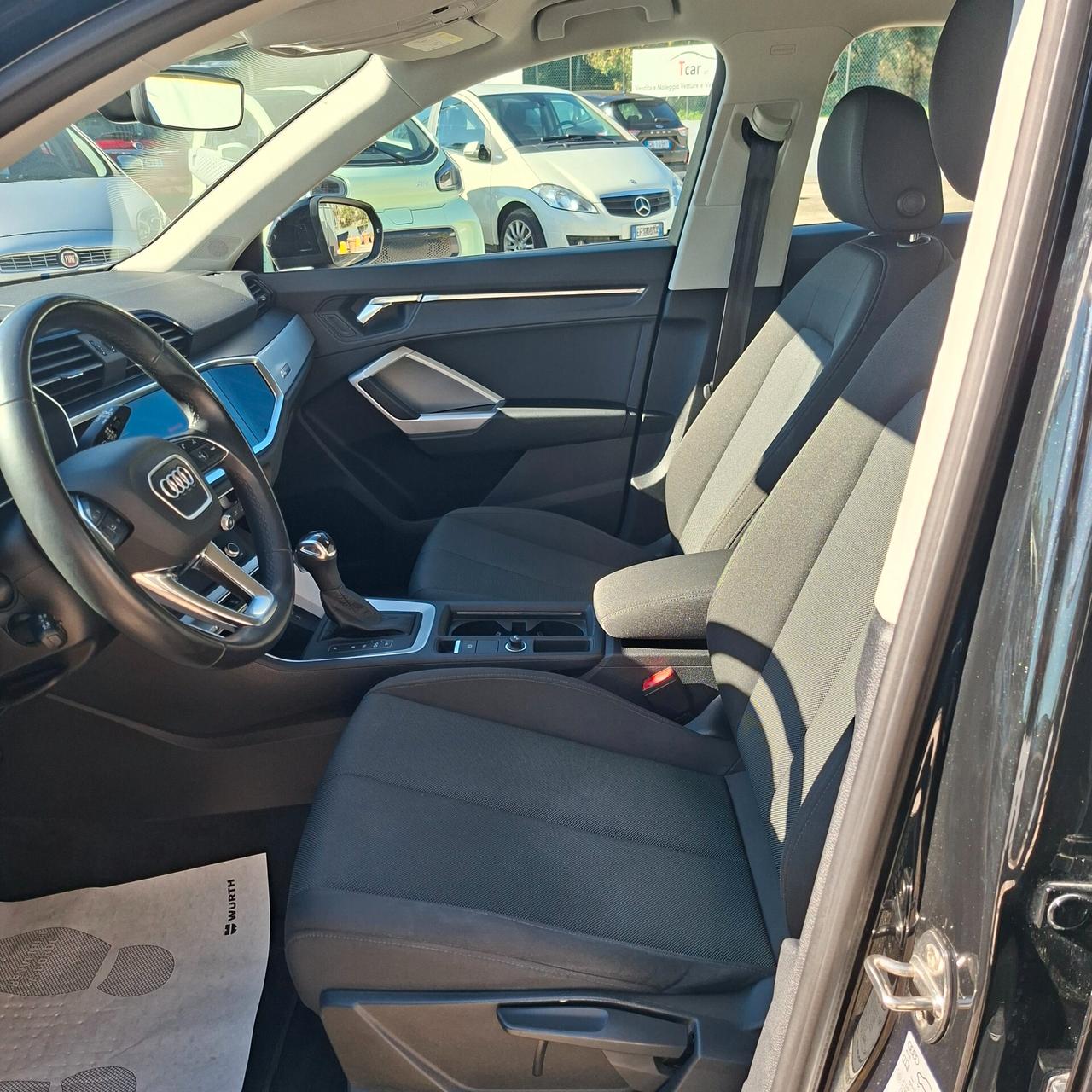 Audi Q3 35 2.0 Tdi 150Cv S-Tronic Business