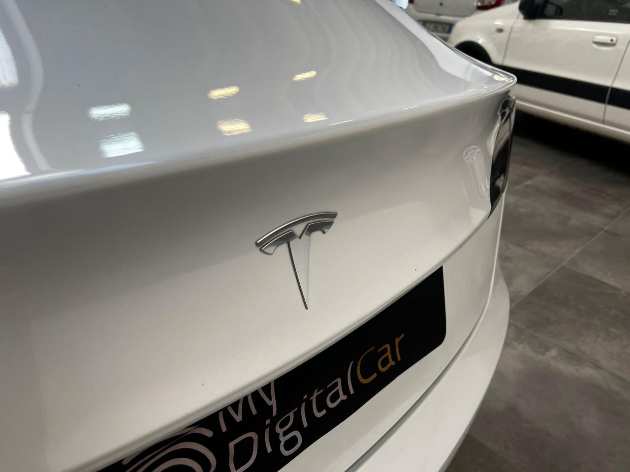 Tesla Model 3 Standard RWD Plus