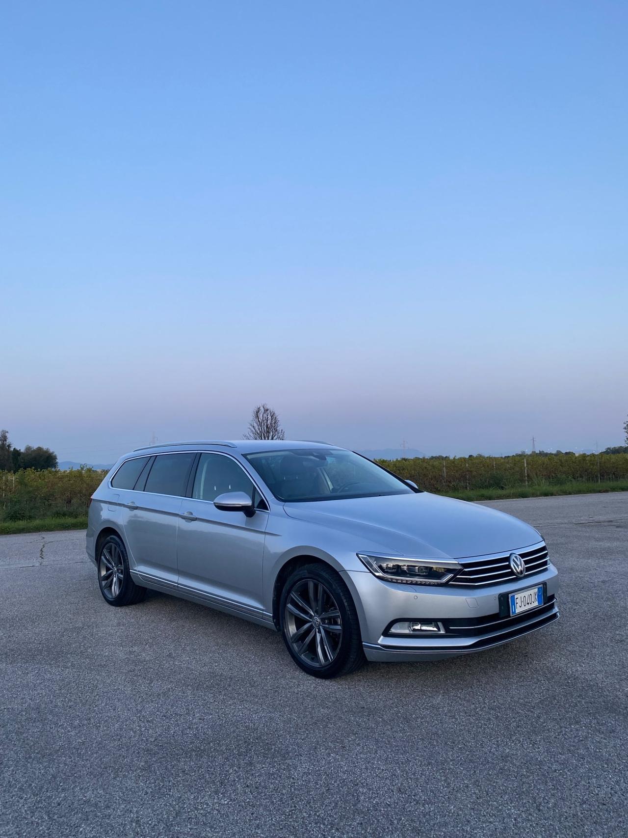 Volkswagen Passat Variant 2.0 TDI DSG Highline BlueMotion Technology