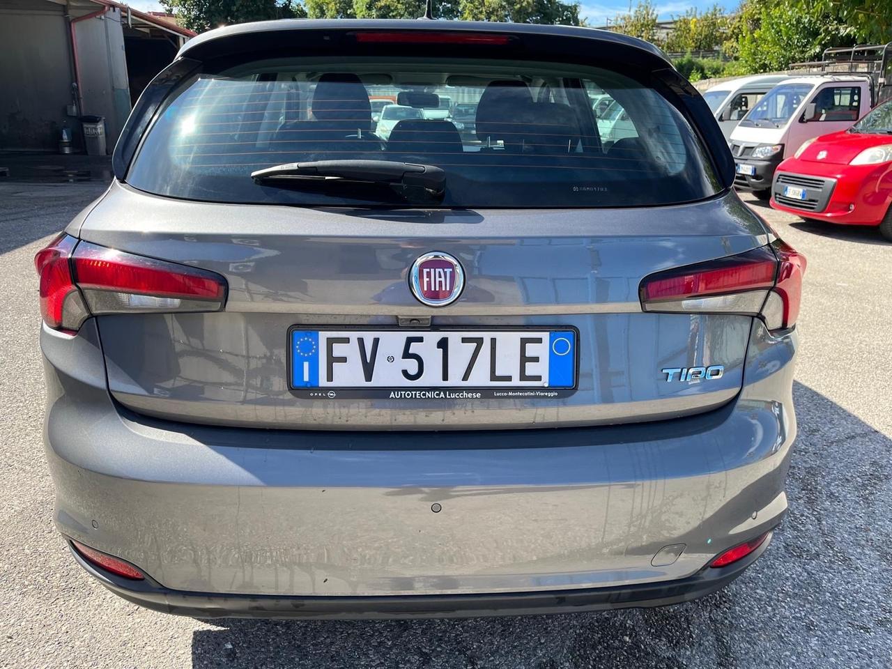 Fiat tipo 5P-lounge-1.3 mjt-95 cv -2019
