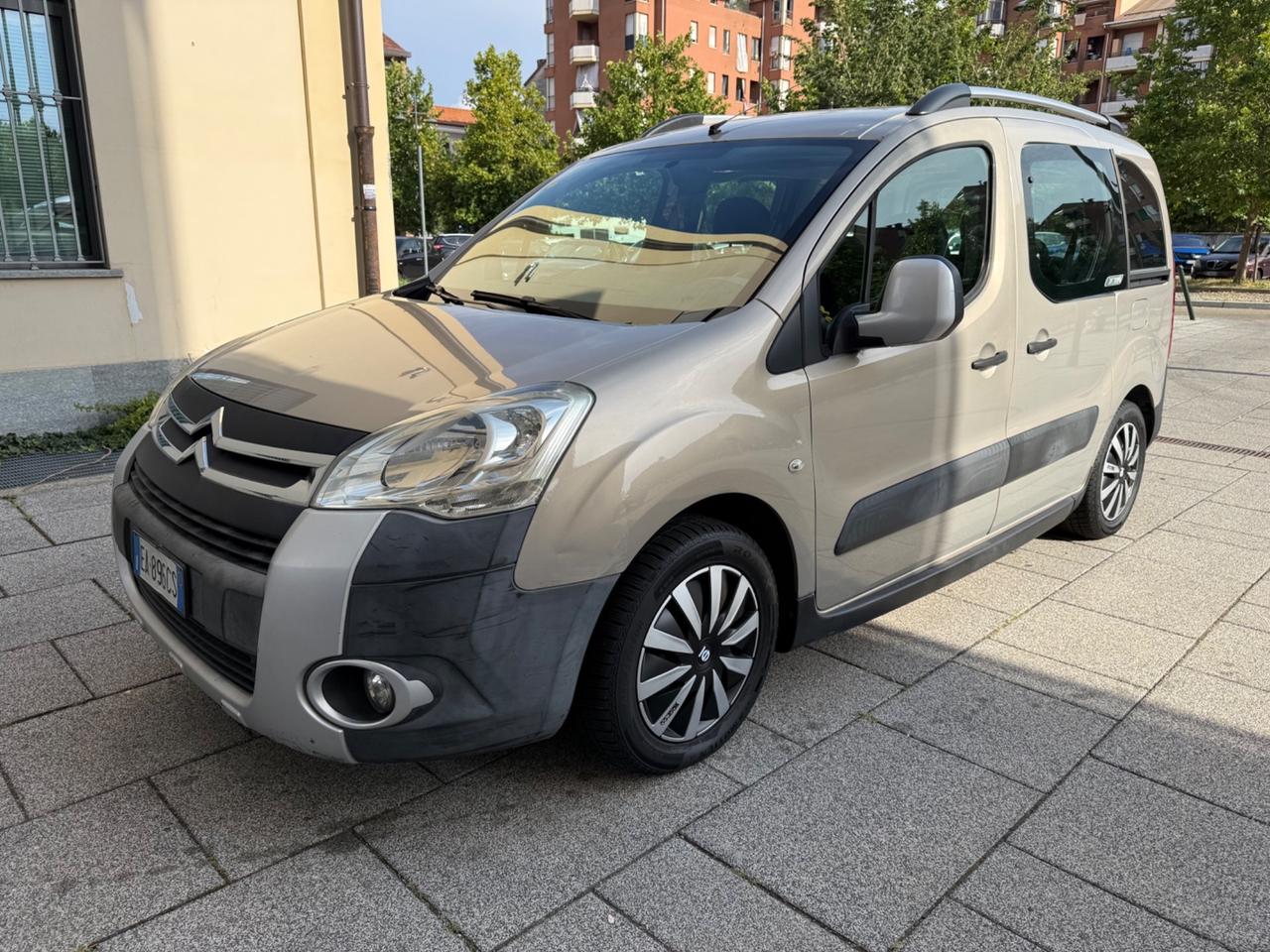 Citroen Berlingo 1.6 VTi 120CV XTR GPL
