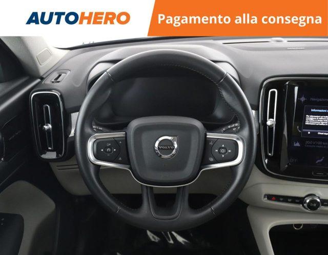 VOLVO XC40 T3 Geartronic Momentum Pro