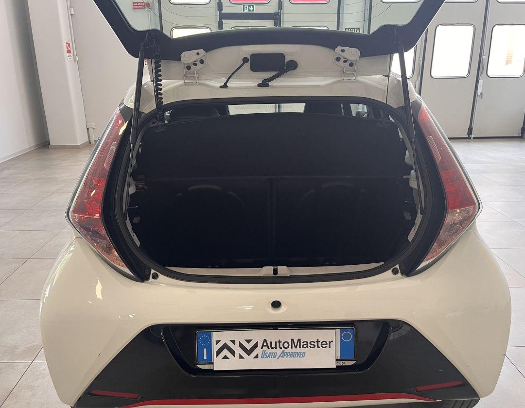 TOYOTA Aygo 2ª serie - Aygo 1.0 VVT-i 69 CV 5 porte x-cool
