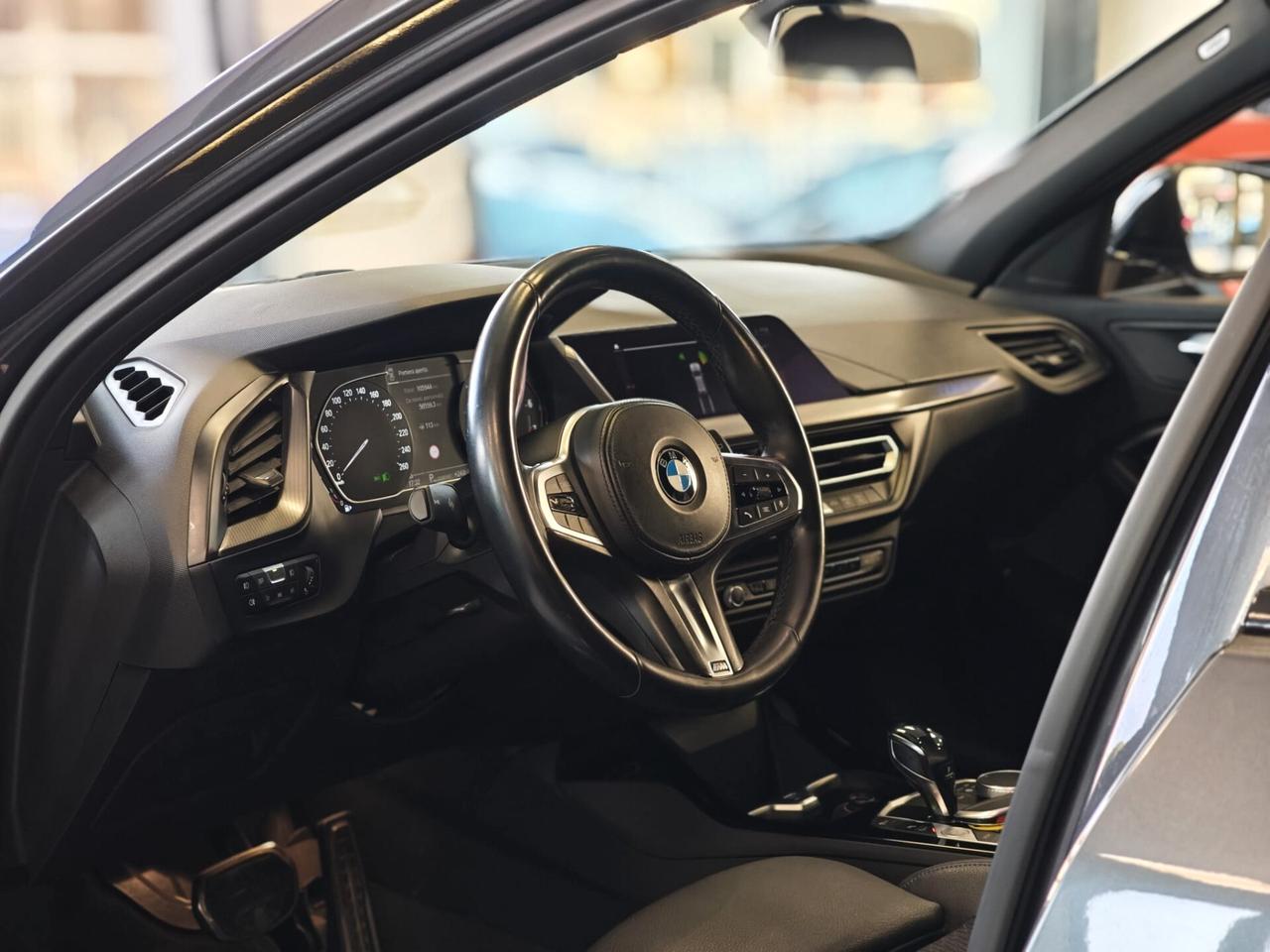 Bmw 118 118i 5p. Msport