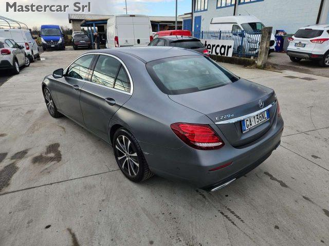 MERCEDES-BENZ E 220 E 220 d Business Sport 4matic auto - GA136NL