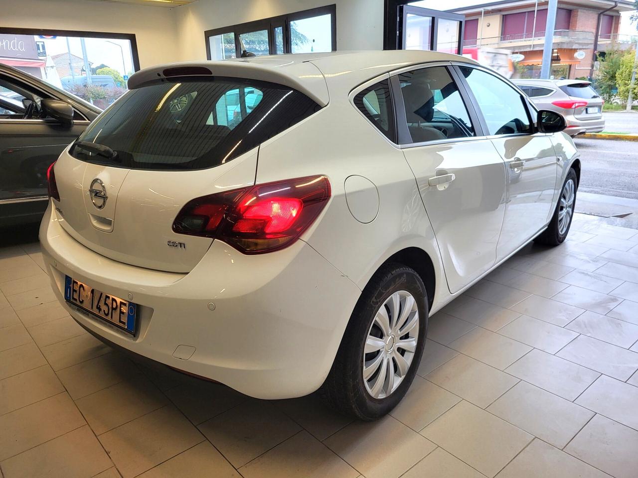 Opel Astra 1.7 CDTI 125CV 5 porte Elective