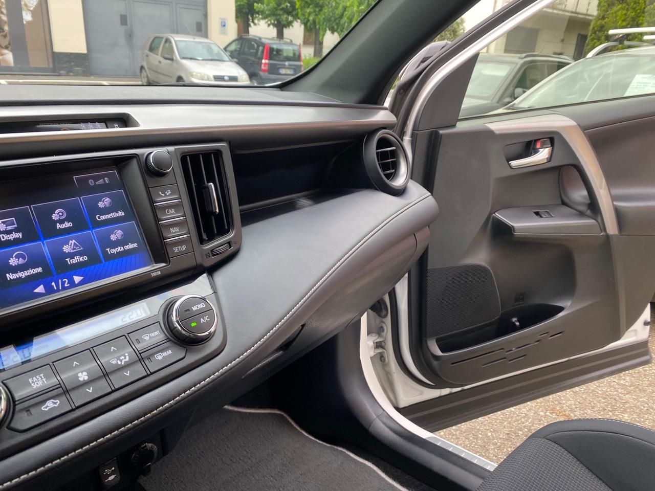 Toyota RAV 4 RAV4 2.5 Hybrid 2WD Lounge