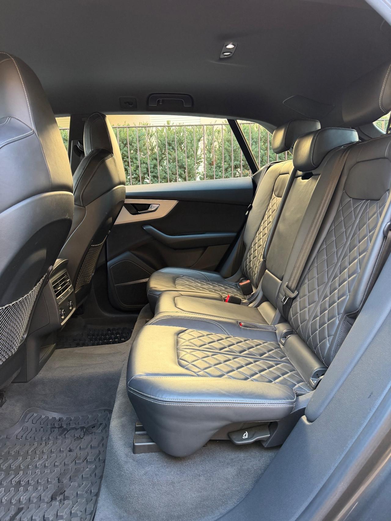 Audi Q8 50 TDI 286 CV quattro tiptronic Sport