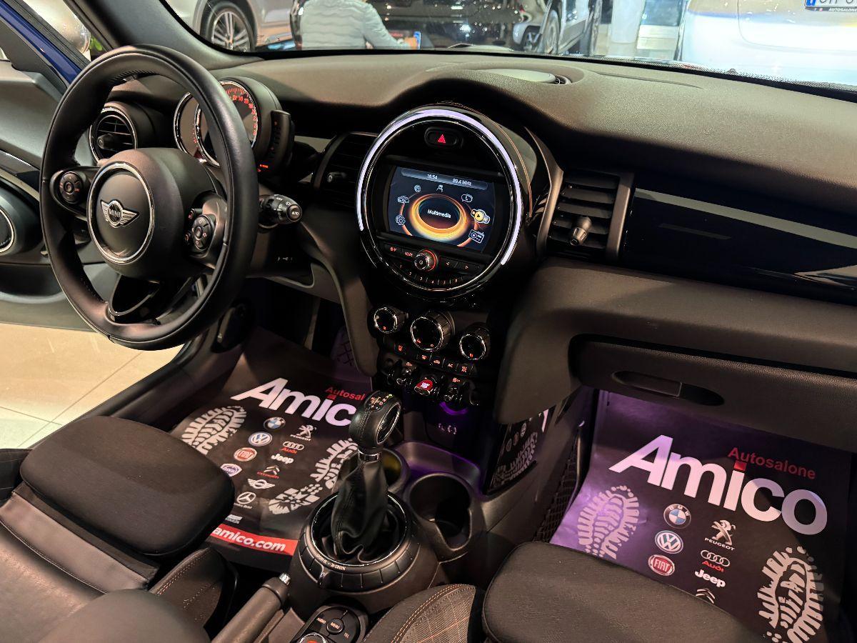 MINI Cooper D 1.5 Seven 5P