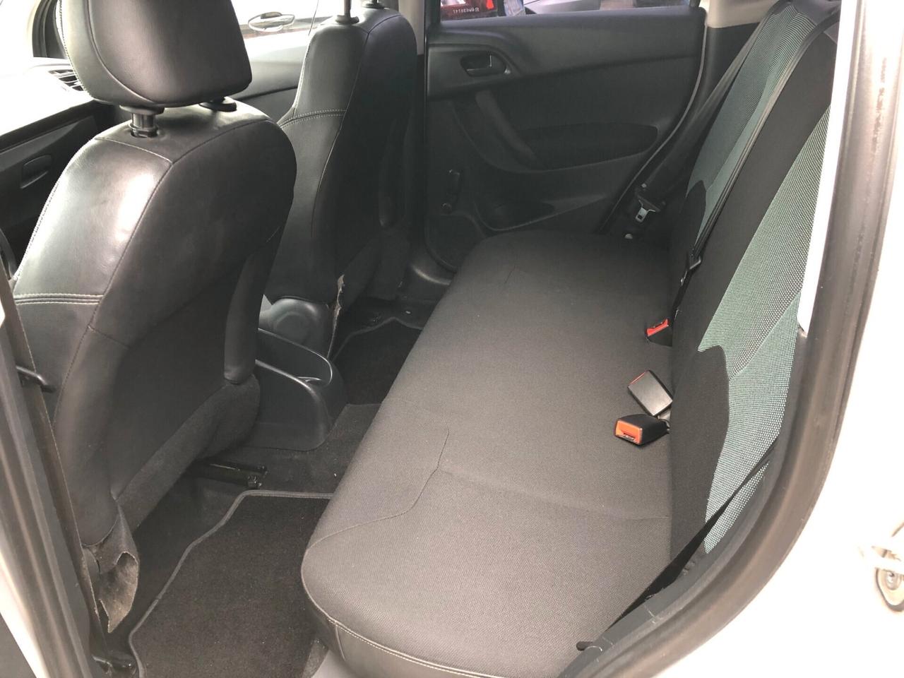 Citroen C3 pure tech 82 live edition