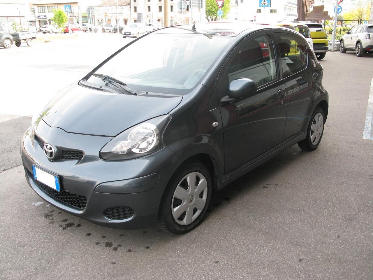 Toyota Aygo 1.0 12V VVT-i 5 porte