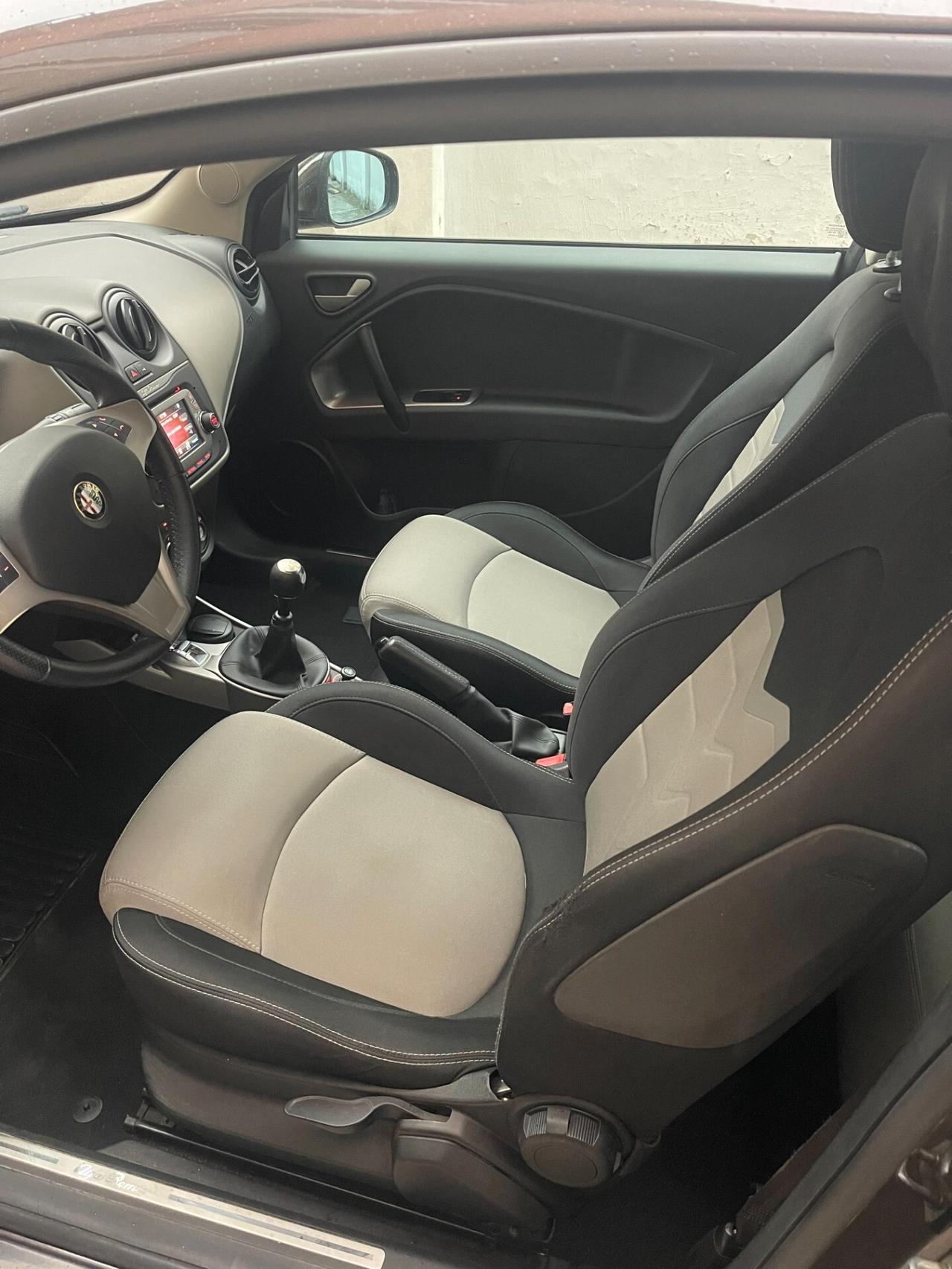 Alfa Romeo MiTo 1.4 T 120 CV GPL Distinctive