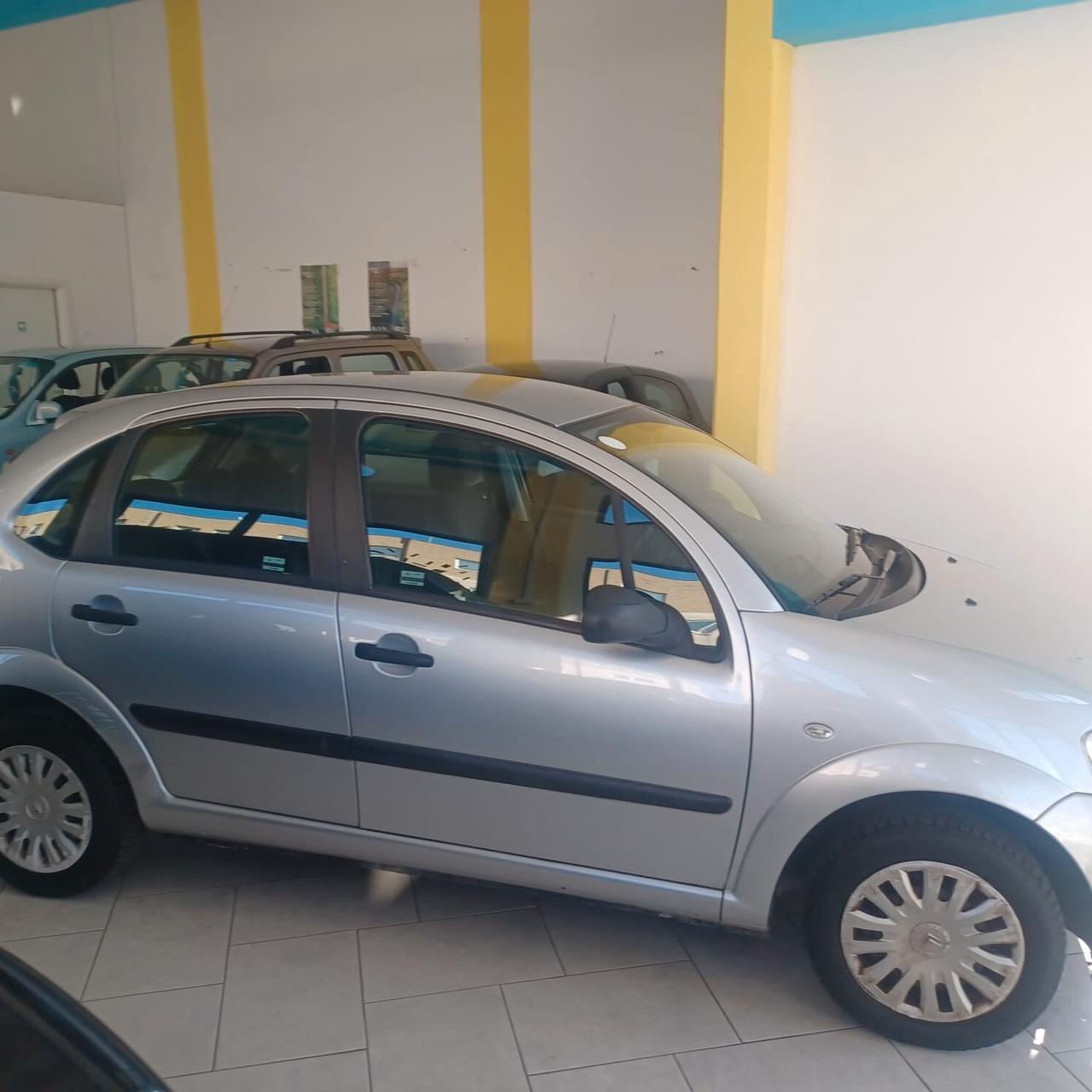 UNICO PROPRIETARIO C3 1.1 NEOPATENTATI