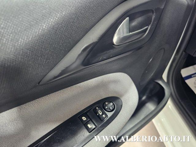 DS AUTOMOBILES DS 3 1.4 HDi 70 Chic