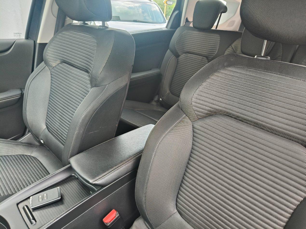 Renault Grand Scenic 1.7 blue dci Sport Edition2 120cv edc