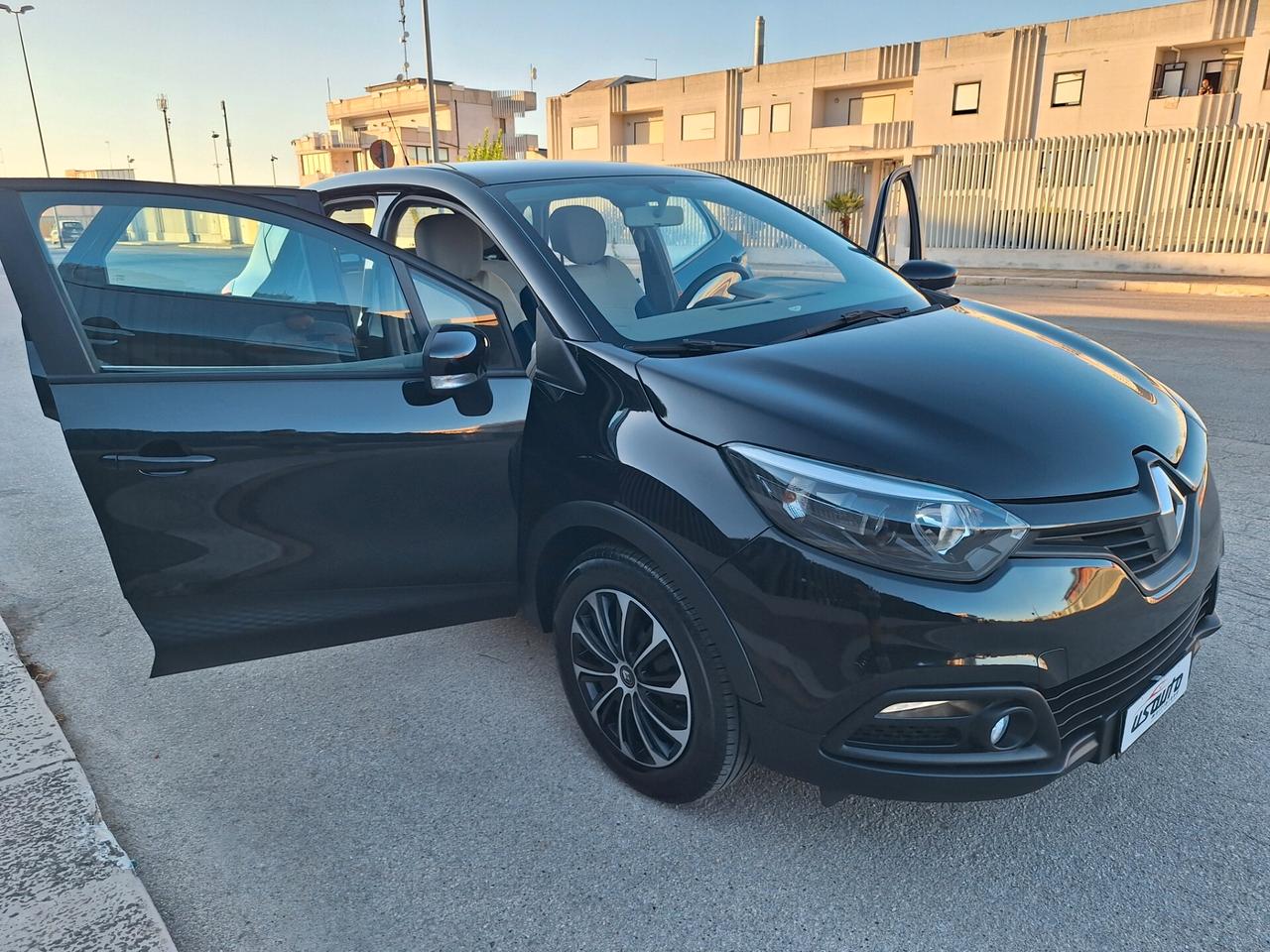 Renault Captur 1.5 dCi 90 CV Live PERFETTA