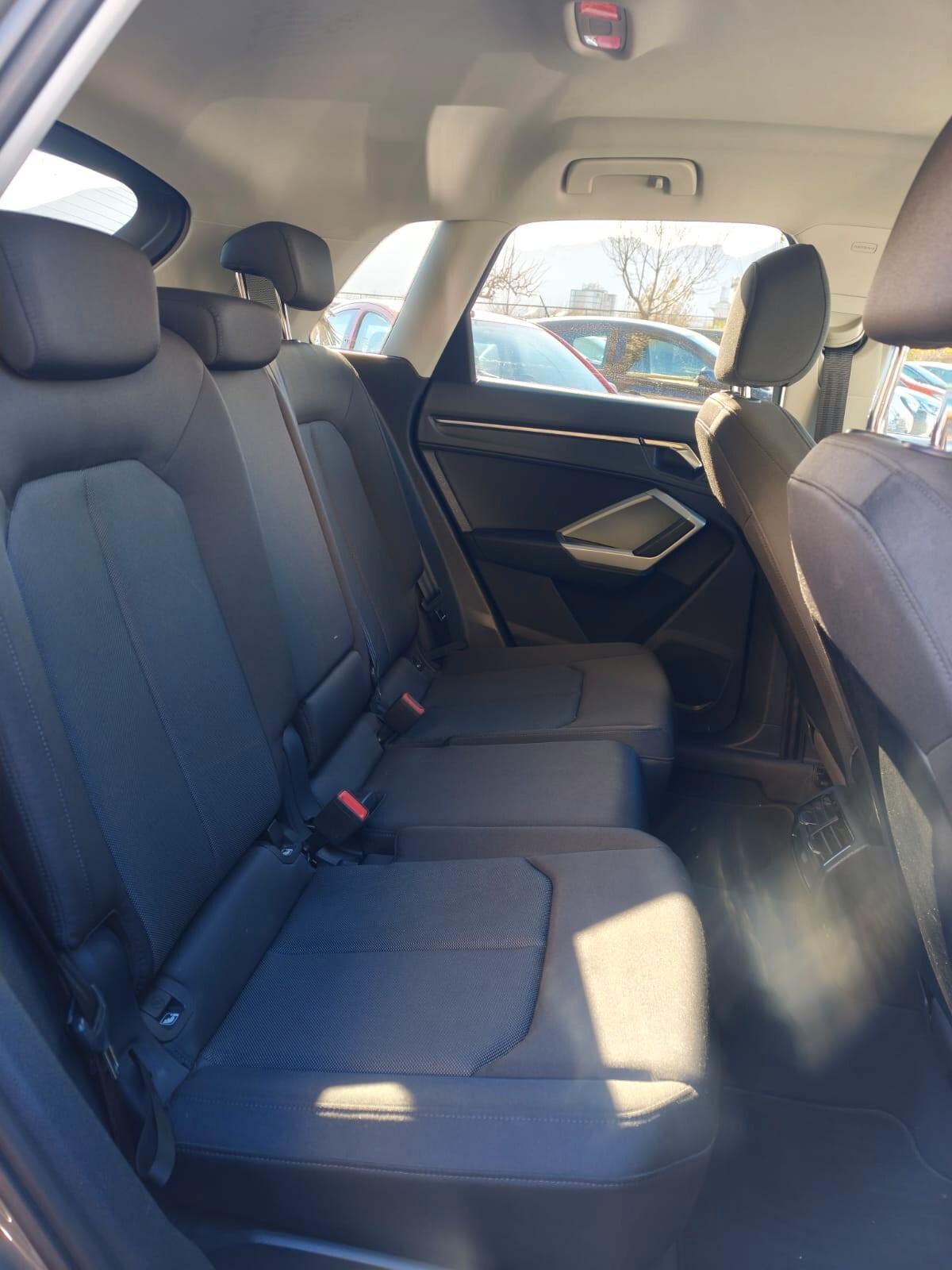 AUDI Q3 35TDI STRONIC SLINE EDITION