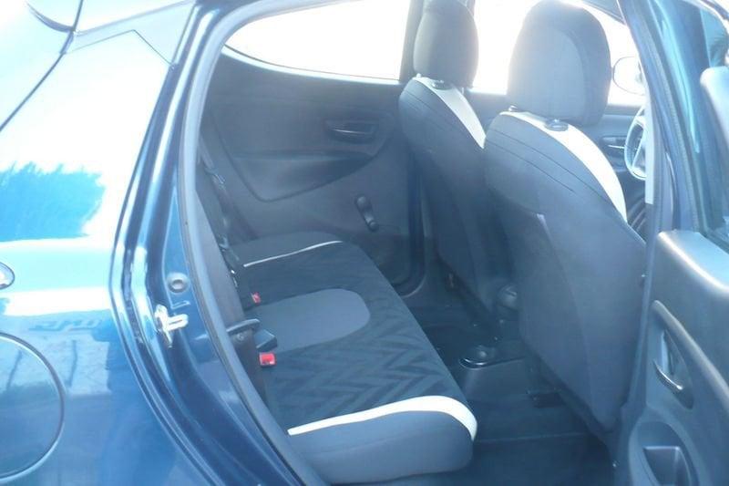 Lancia Ypsilon 1.2 69 CV 5 porte Gold