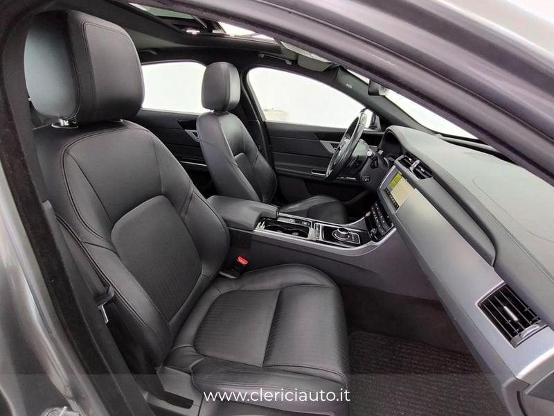 Jaguar XF 2.0 D 180 CV AWD aut. Prestige