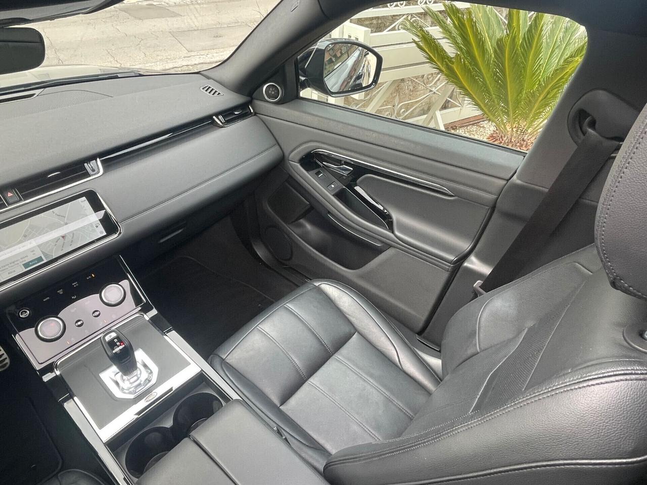 Land Rover Evoque 2.0D I4 163CV R-Dynamic HSE