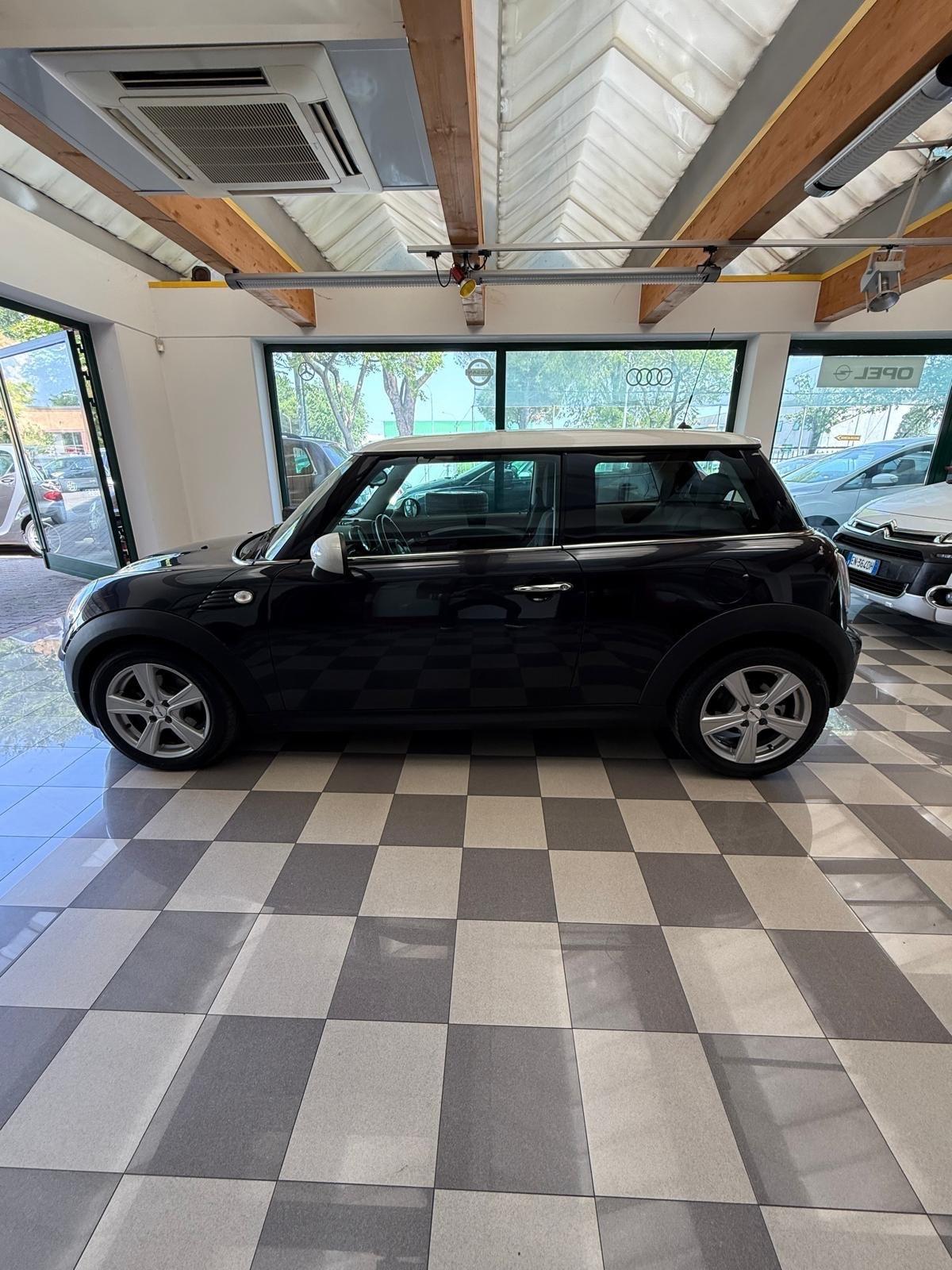 Mini Cooper 1.6 Diesel Neopatentati