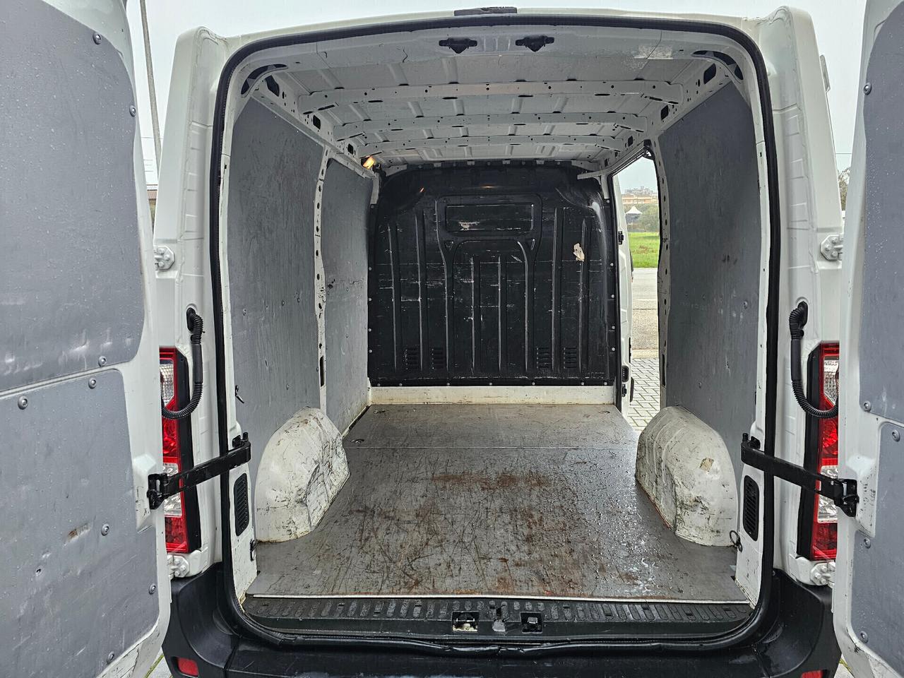 Renault Master 28 2.3 Dci PC TN 3 Posti