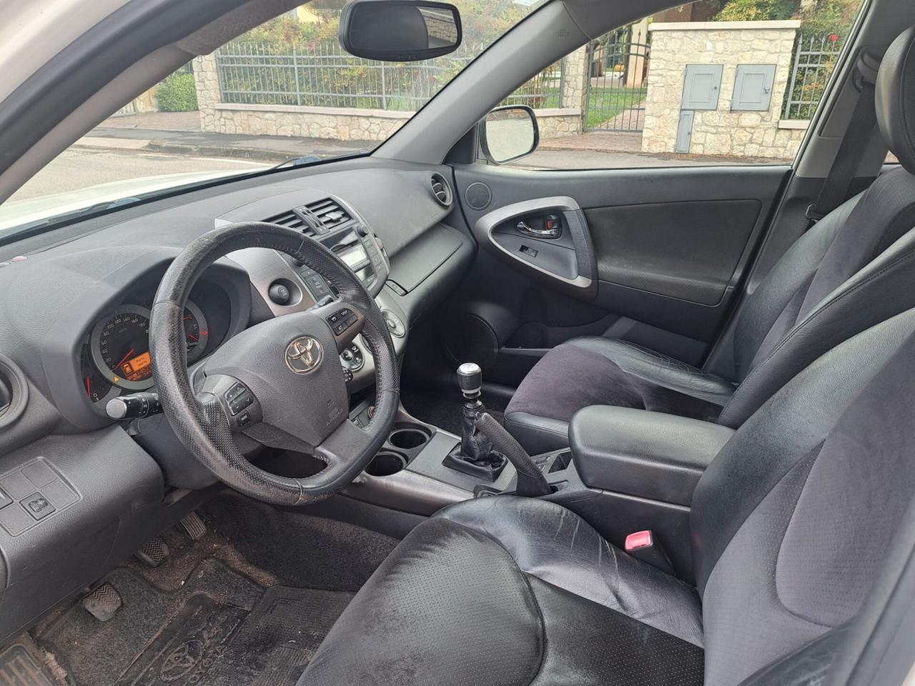 Toyota RAV 4 RAV4 Crossover 2.2 D-4D 150 CV DPF Exclusive