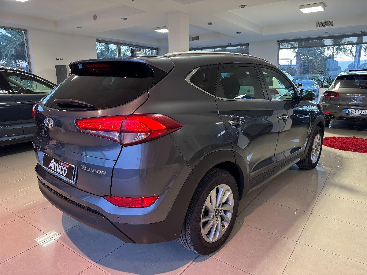 HYUNDAI - Tucson - 1.7 CRDi XPossible Solo 100.000km