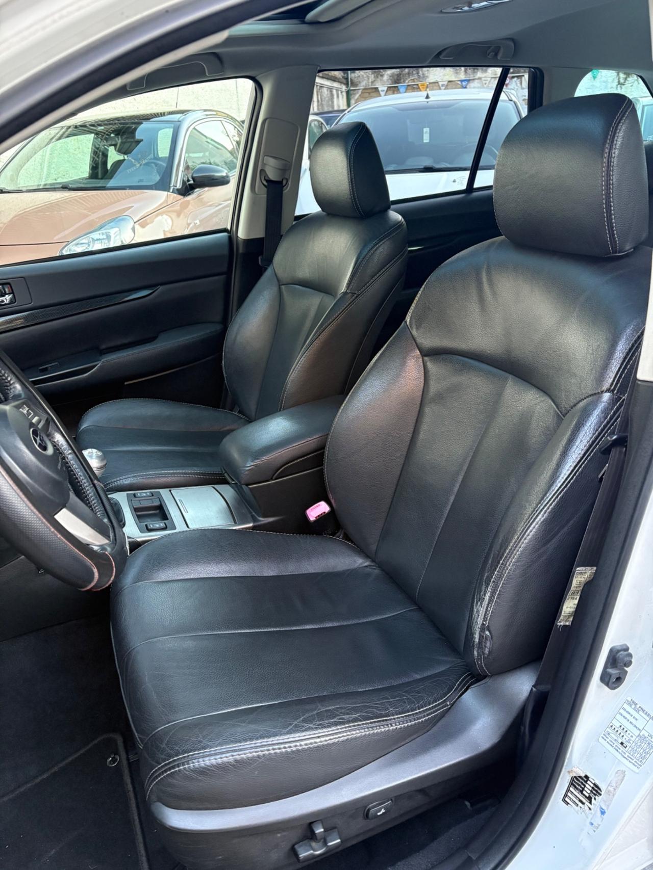 Subaru Legacy 2.0D 150cv TETTO NAVI CAM PELLE