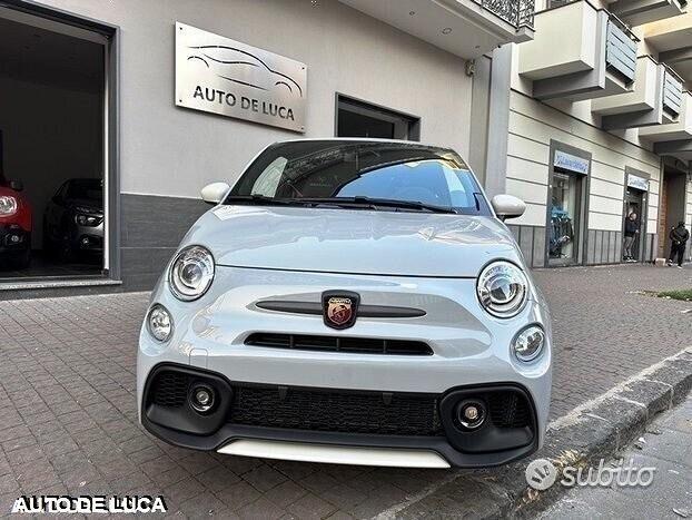 Abarth 695 essesse 1.4 180cv italiana km 0 nuova