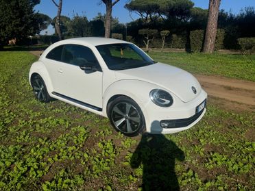 Volkswagen New Beetle 2.0 dci - MAGGIOLINO - 2012