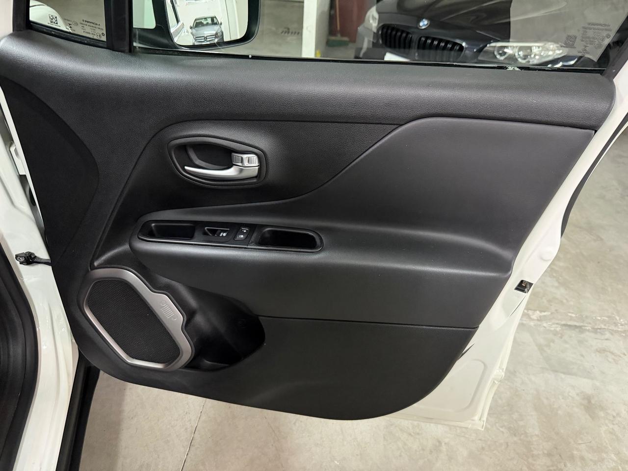 Jeep Renegade 1.6 Mjt DDCT 120 CV Sport
