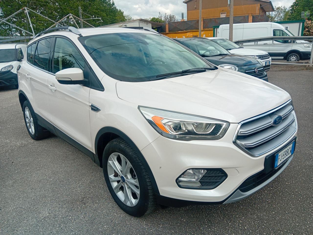 Ford Kuga 2.0 TDCI 150 CV S&S 2WD Titanium