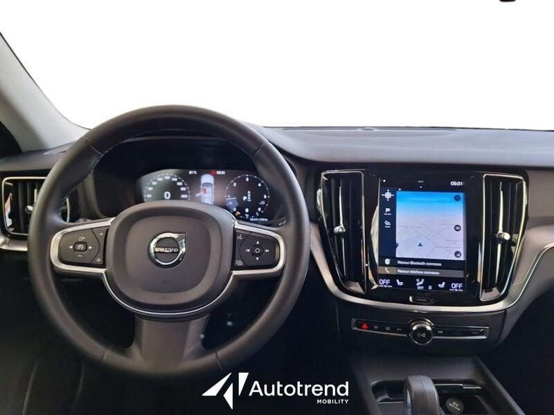 Volvo V60 B4 197+14 CV Mild Hybrid Diesel Automatica Momentum Business