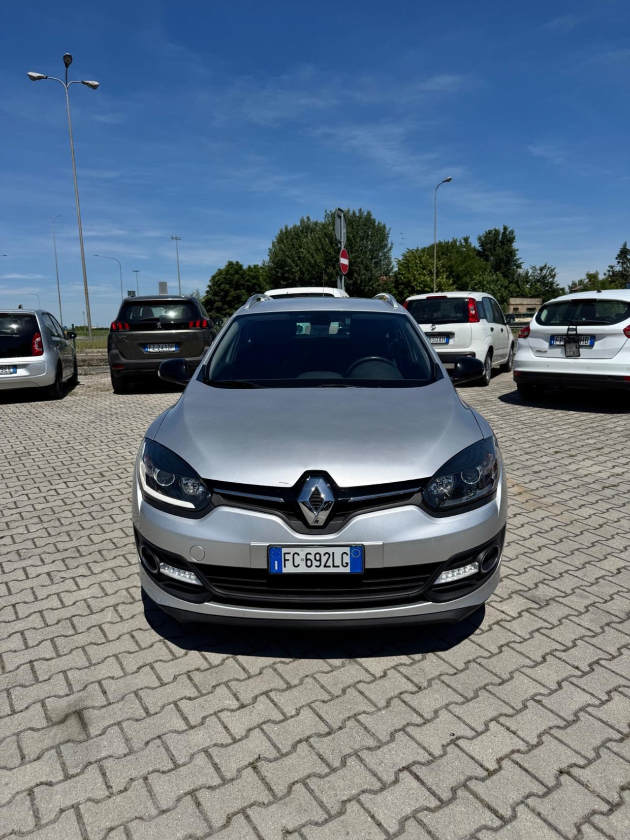 Renault Megane Mégane dCi 110CV EDC SporTour Limited