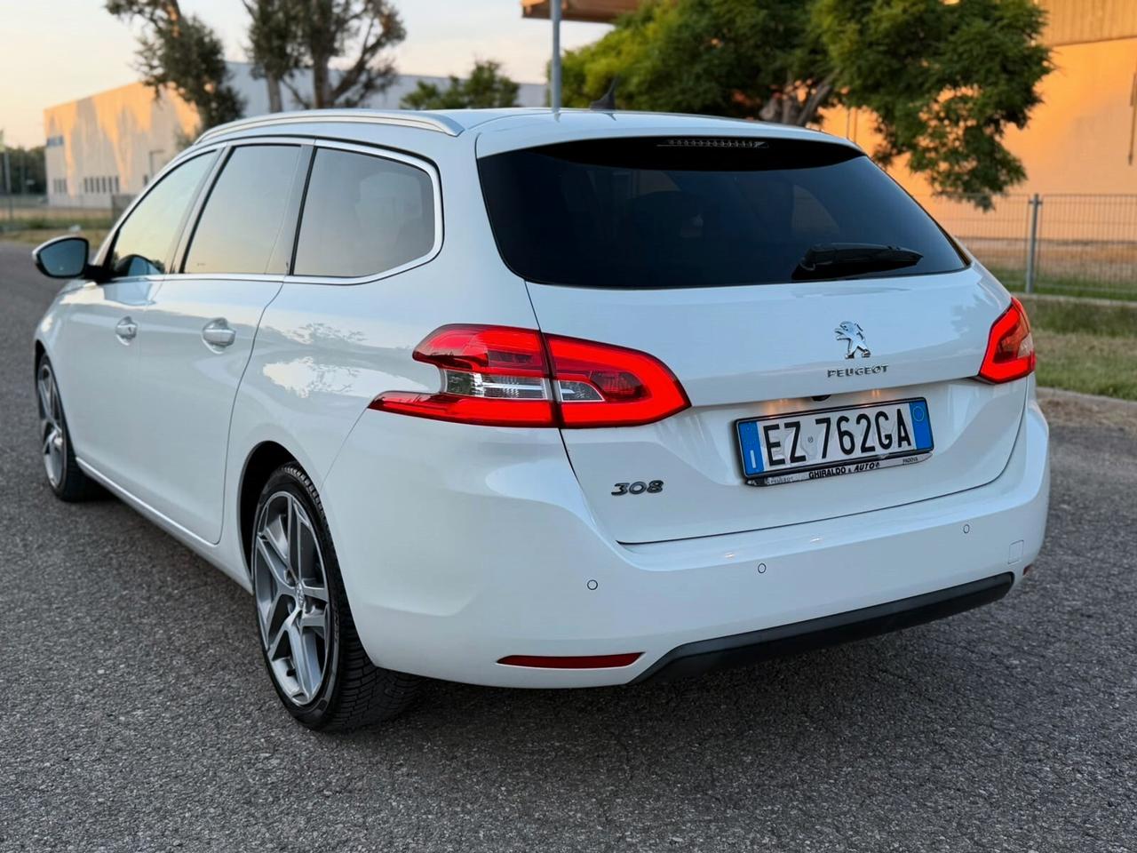 Peugeot 308 sw 1.6 HDi Full Opzionale