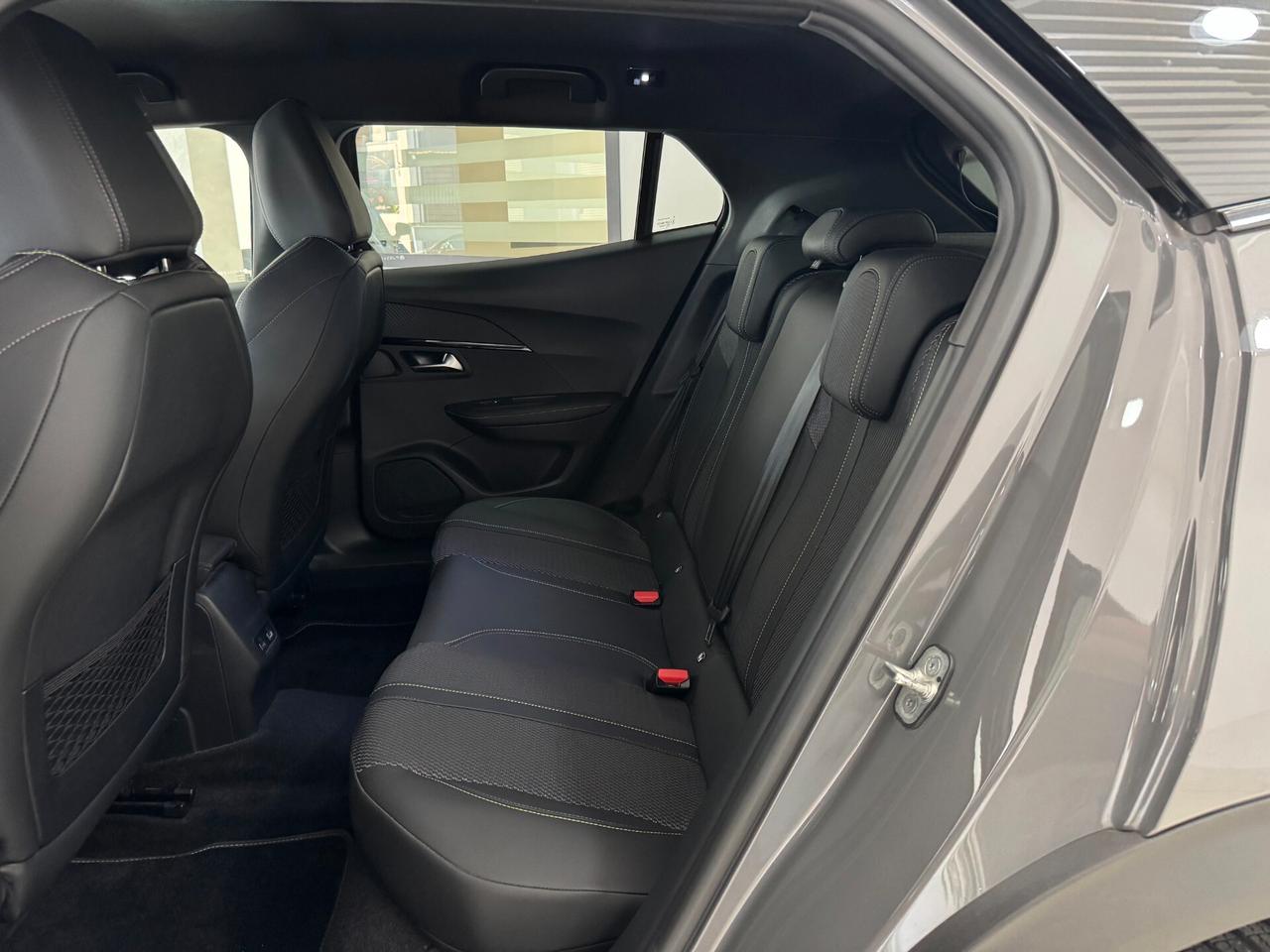 Peugeot 2008 1.2 PureTech 130cv EAT8 GT