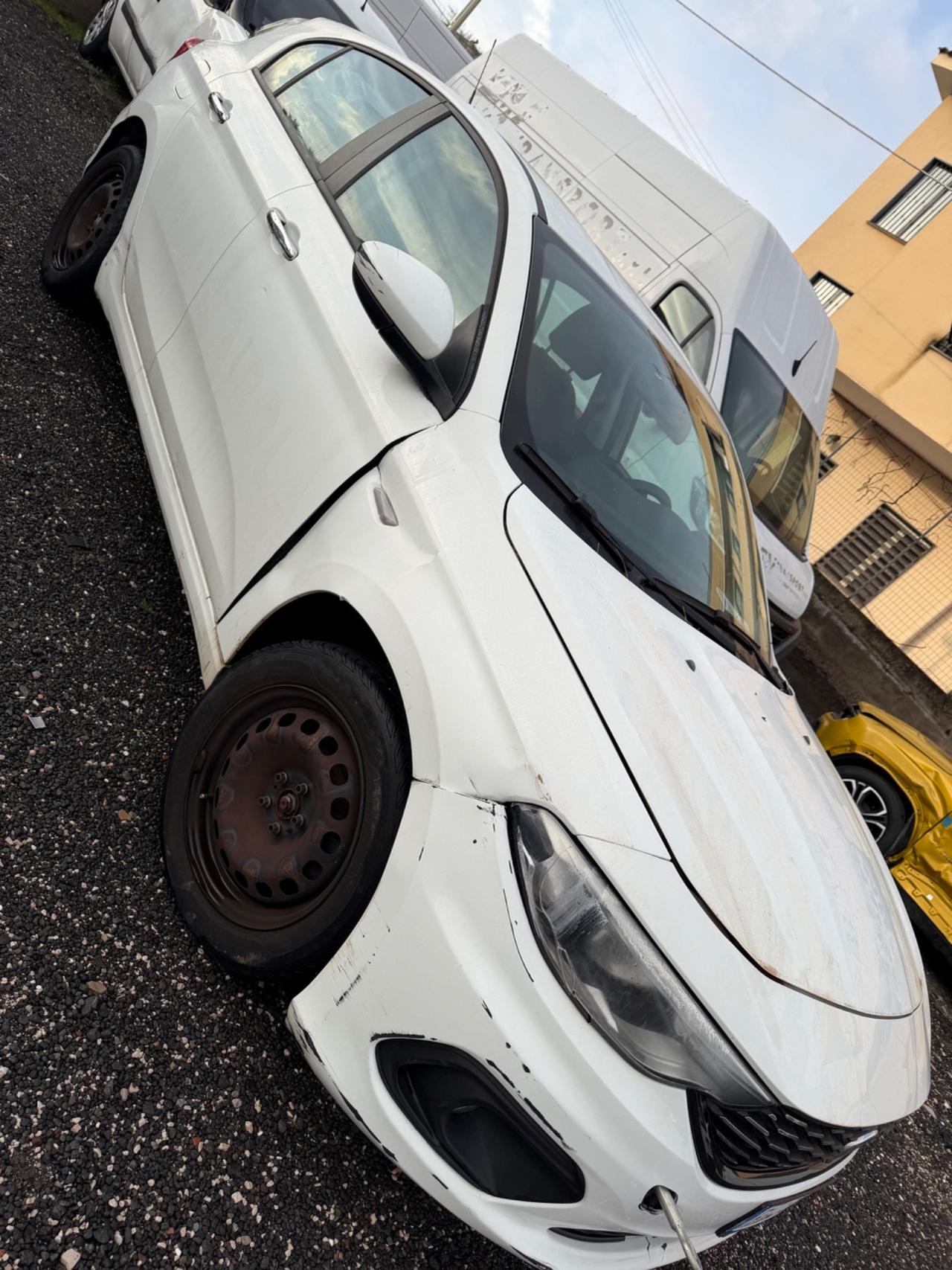 Fiat Tipo 1.3 Mjt 4 porte Easy