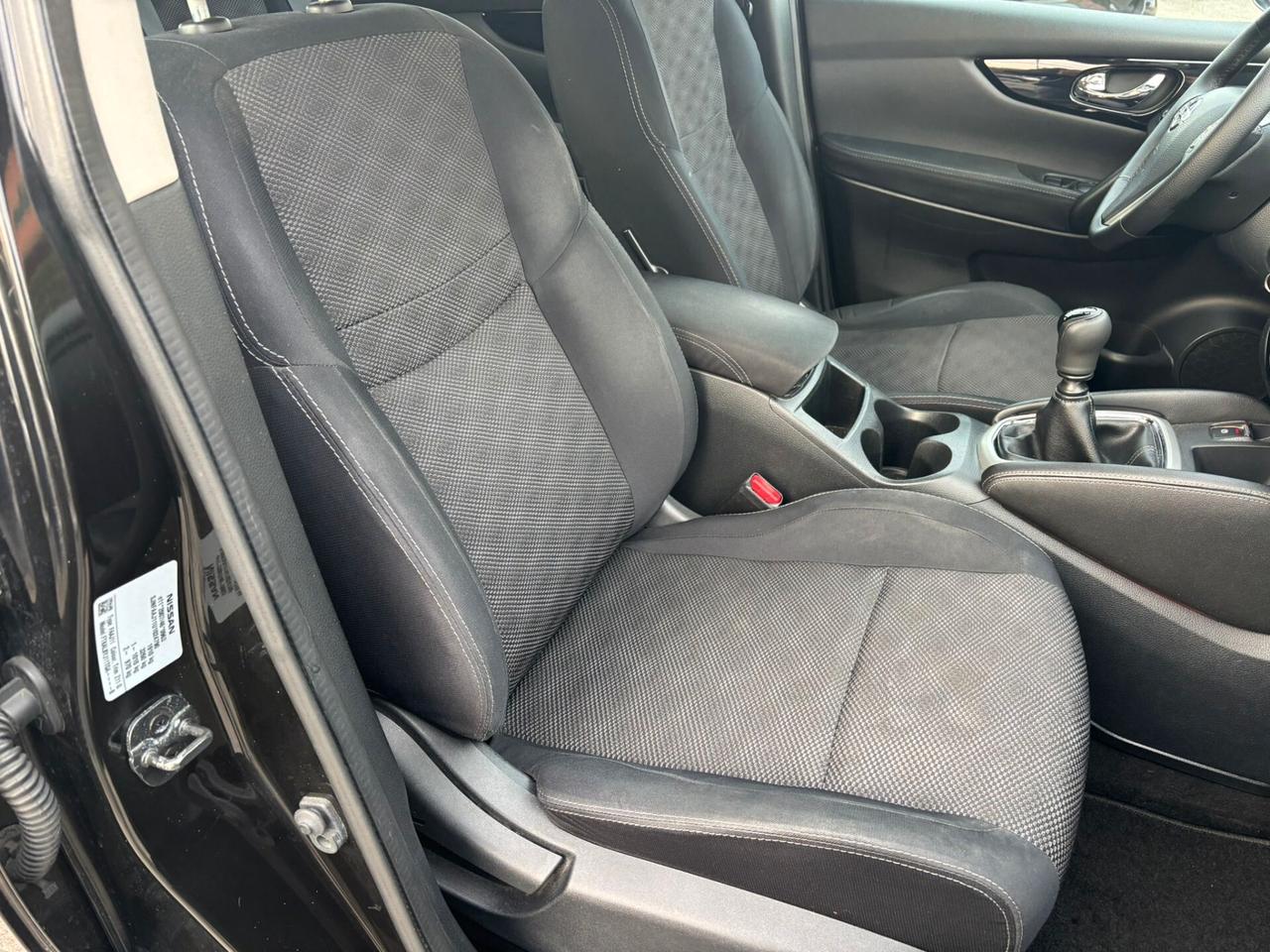 Nissan Qashqai 1.5 dCi DPF Tekna