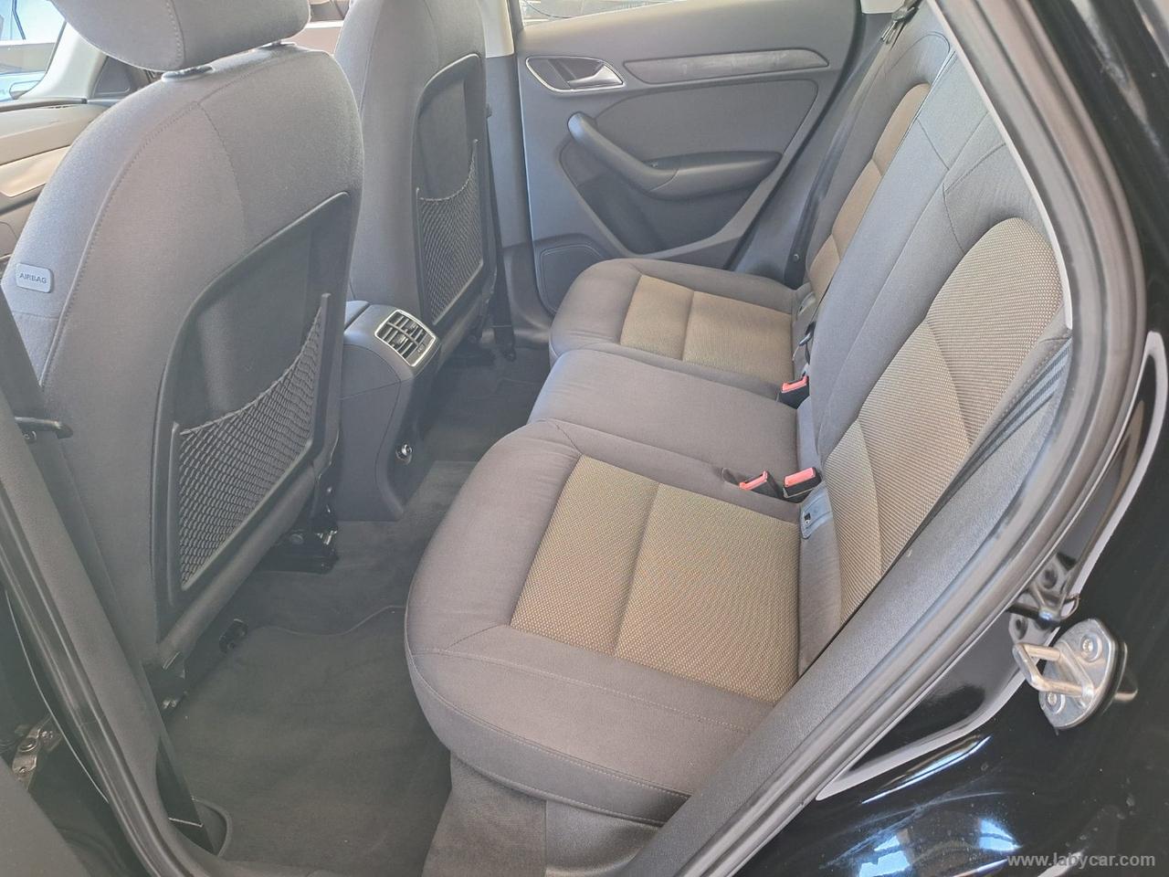 AUDI Q3 2.0 TDI Business