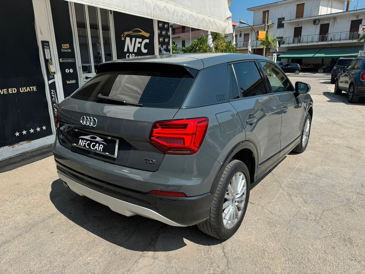 Audi Q2 1.6 TDI S tronic Business NAV/SENS/LED