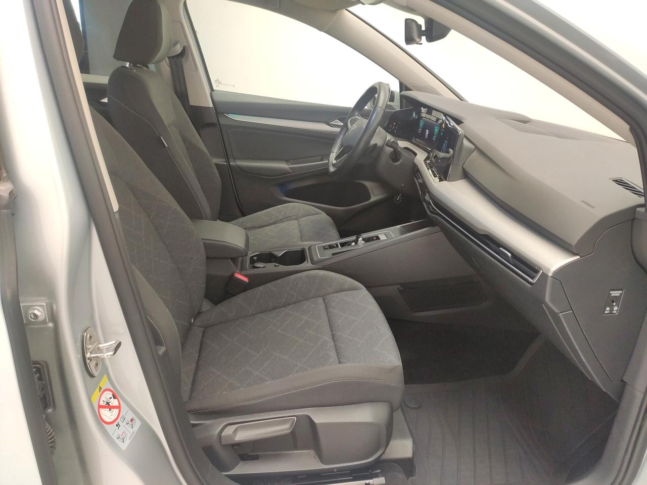 Volkswagen Golf 1.0 eTSI EVO DSG Life