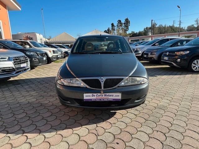 LANCIA Ypsilon Hybrid 1.0 Benz. 70CV Silver - 2022