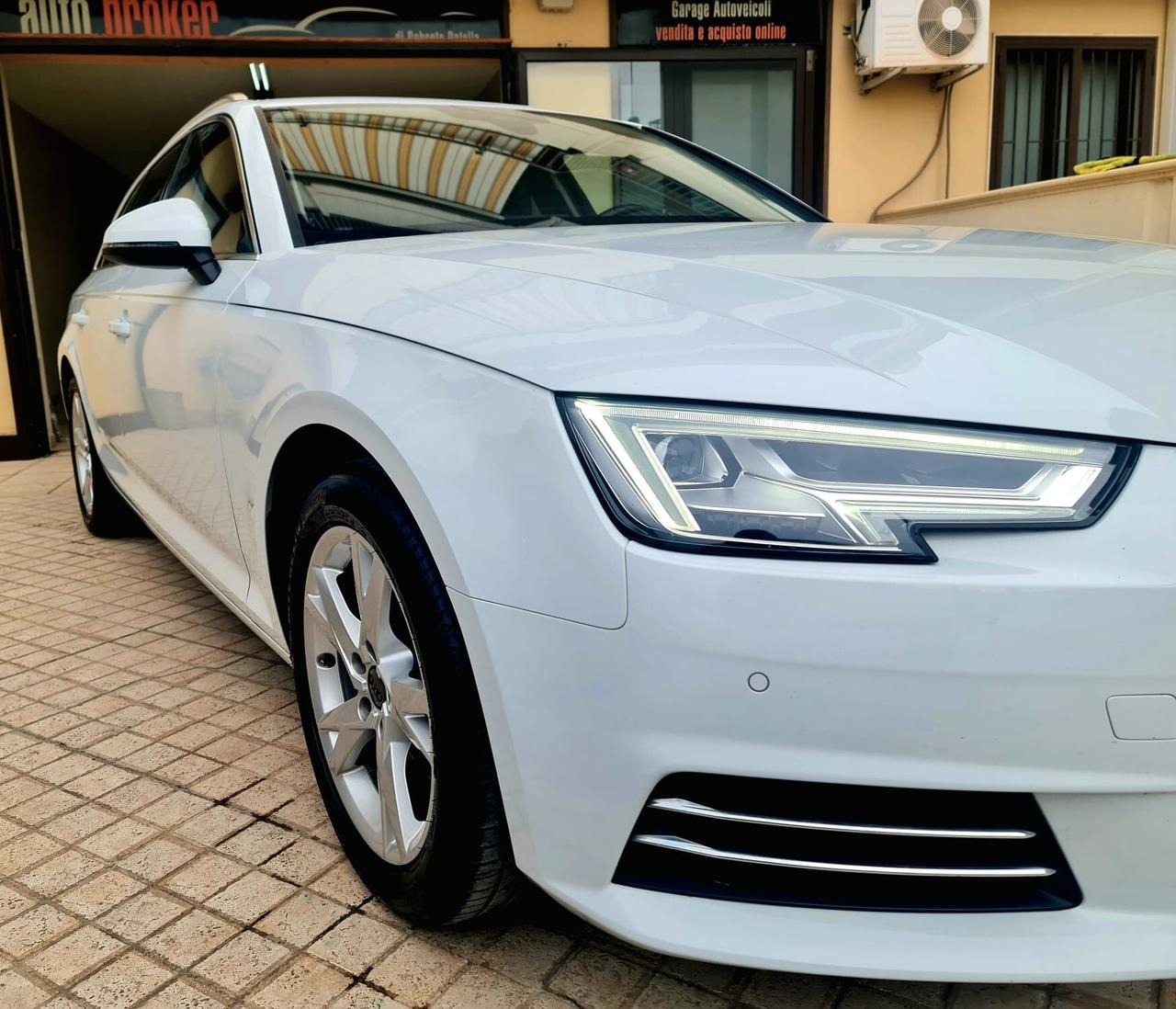 AUDI A4 AVANT 2.0 tdi 150cv ULTRA SPORT