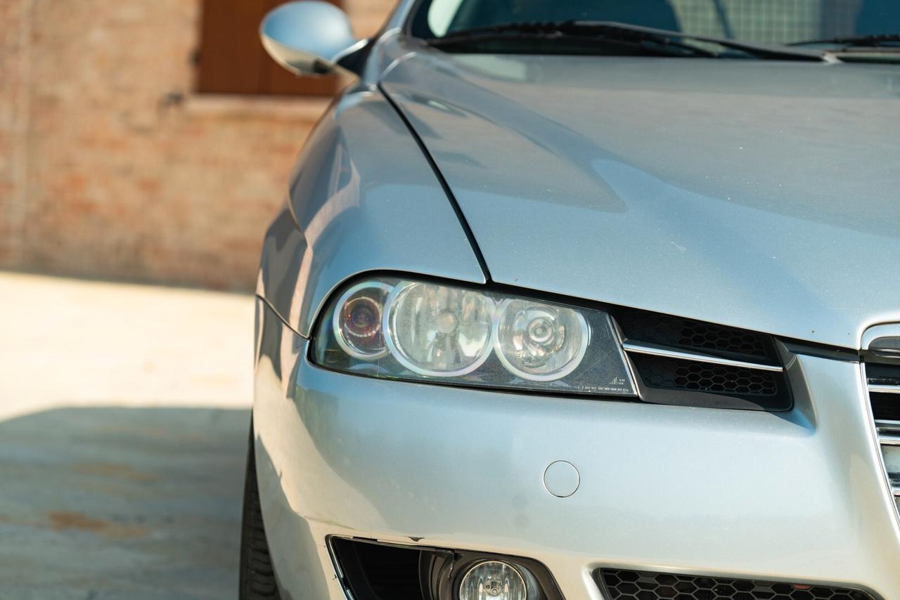 Alfa Romeo 156 JTD 16V DISTINCTIVE - ALF00220