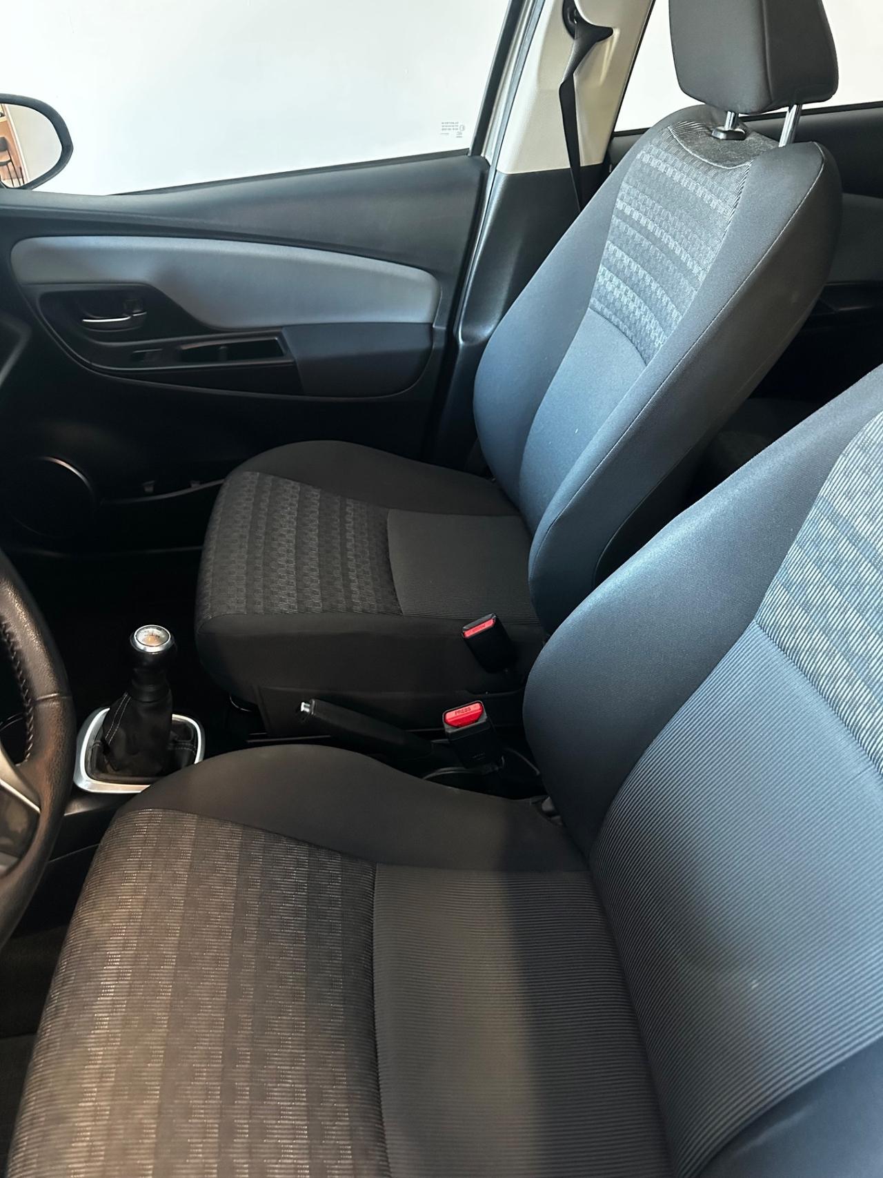 Toyota Yaris 1.0 5 porte