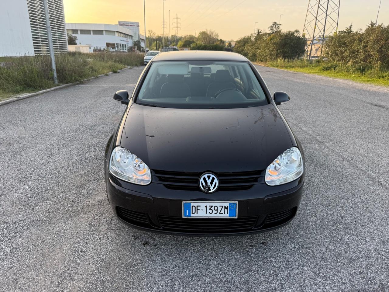 Volkswagen Golf 1.6 16V FSI 5p. Comfortline OK NEO PATENTATI